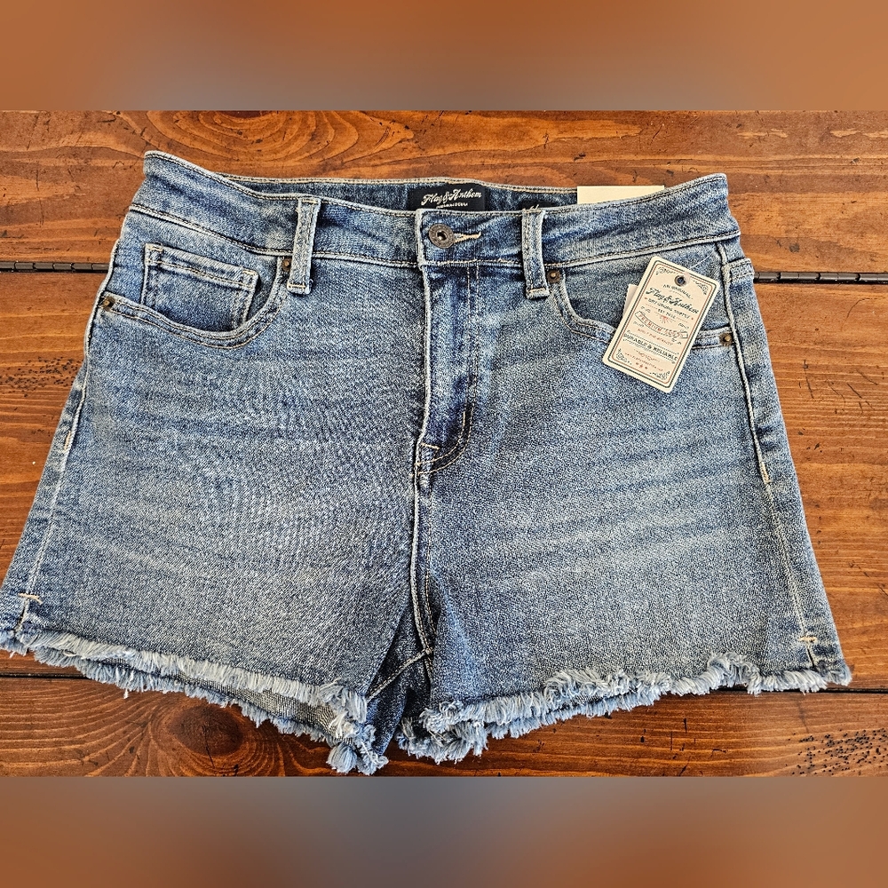 Flag & Anthom Blue Frayed Hem Cotton Denim Jean Shorts Women's Size 6 (28) NWT